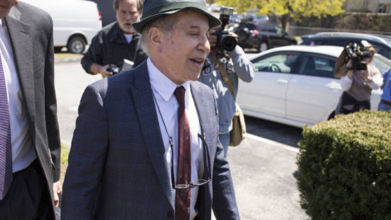 Paul Simon, wife arrested for disorderly conduct in US