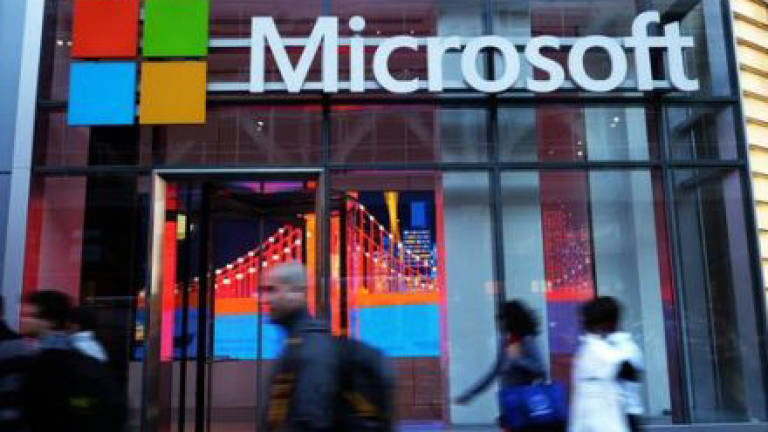 Experts, Microsoft push for global NGO to expose hackers