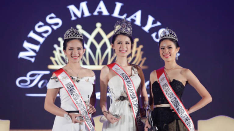 Aspiring travel blogger wins Miss Malaysia Tourism 2017