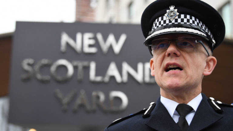 British police arrest seven in probe into attack on Parliament (Video)