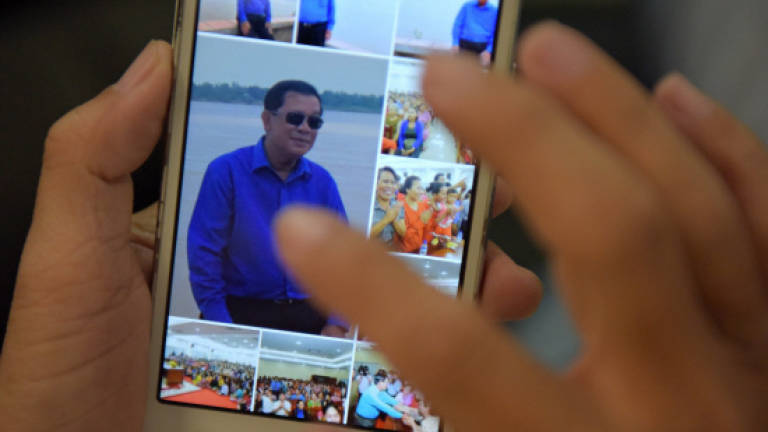 Foreign Facebook love revives Cambodian PM 'click farm' row