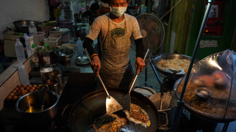 Street food will not to be banned in Bangkok