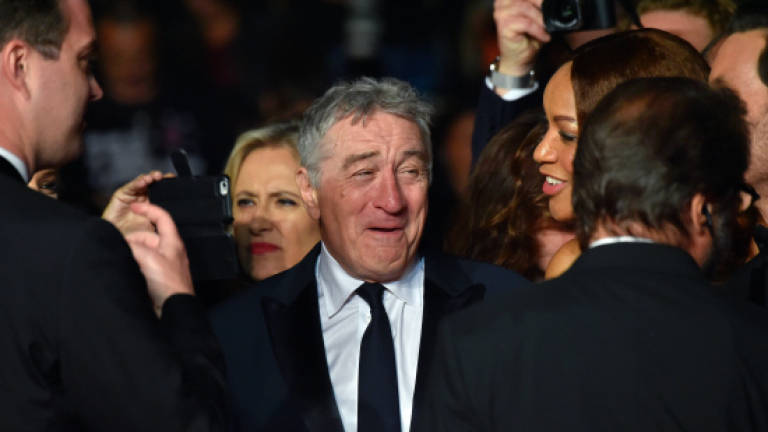 Honours for De Niro, tears from legendary boxer Duran in Cannes