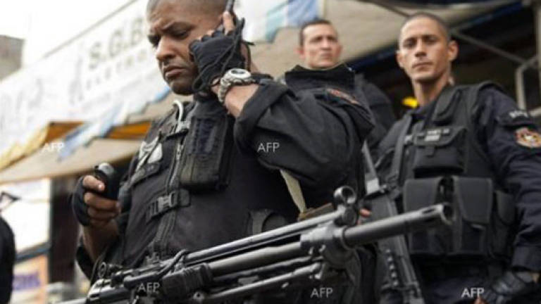 Brazil police kill 10 burglars in shootout: Officials