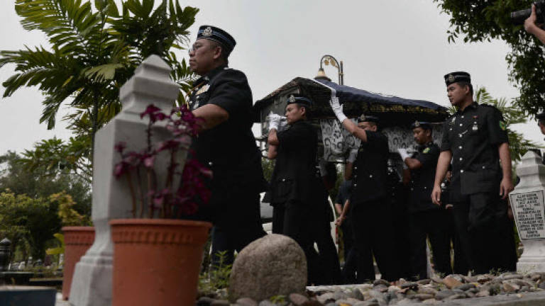 Former IGP Tan Sri Mohd Bakri Omar dies of cancer Former IGP Tan Sri Mohd Bakri Omar dies of cancer