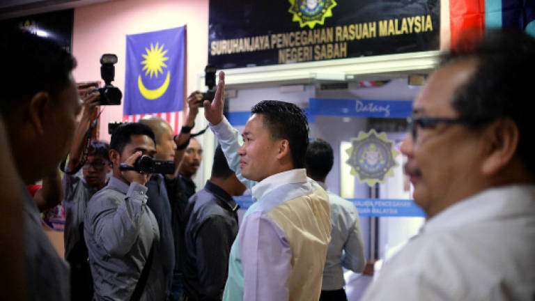 Parti Warisan Sabah leader remanded over land deal probe