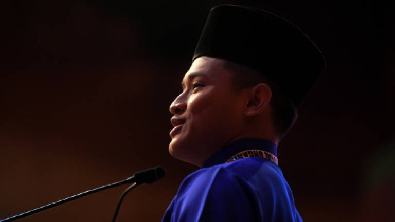 Najib's administration allows university students to join politics