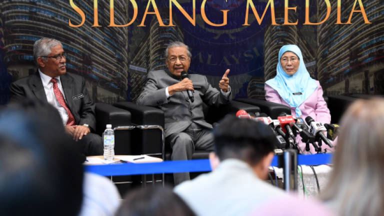 Task of addressing corruption challenging: Mahathir