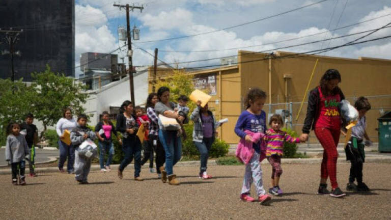US lawmakers want to end 'evil' migrant family separations