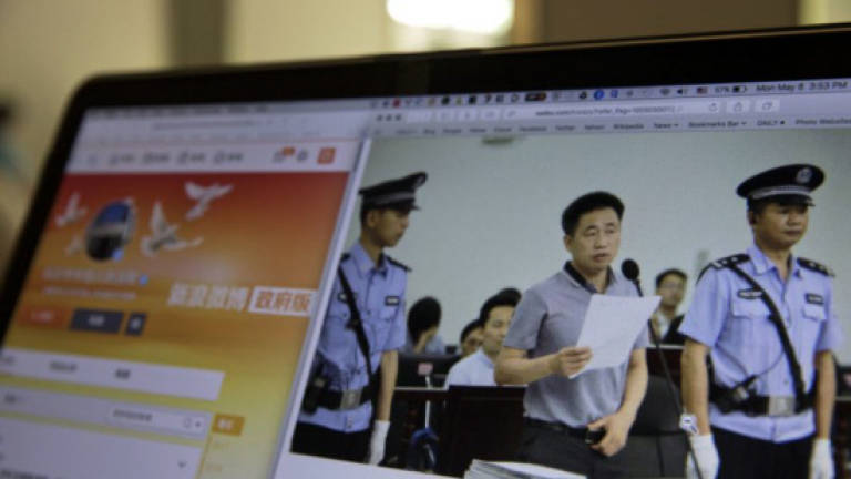 China rights lawyer confesses in 'subversion' trial