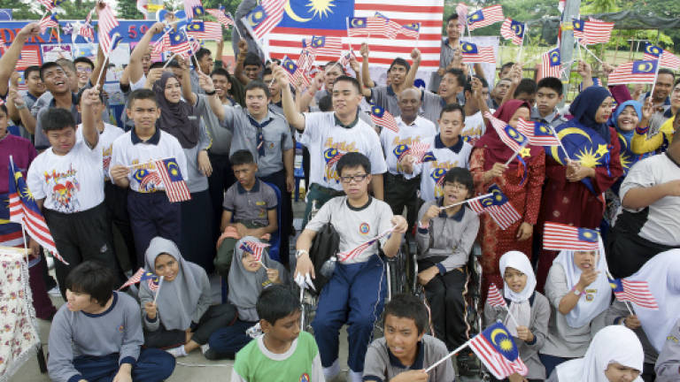 SMK Seri Selayang students enliven independence celebration
