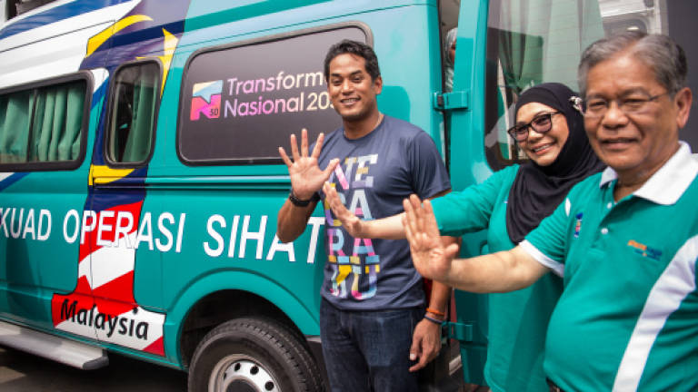 Ignore Namawee, don't give him attention: Khairy