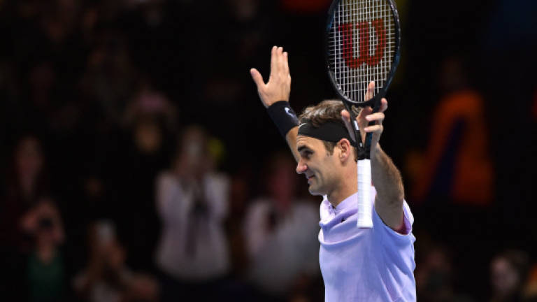 Federer serene as pretenders dream at ATP Finals