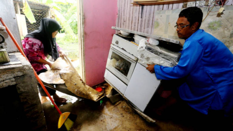 Seven people remain at flood relief centres in Terengganu
