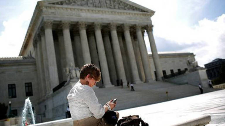 Police vs privacy: US Supreme Court looks at cell phone tracking