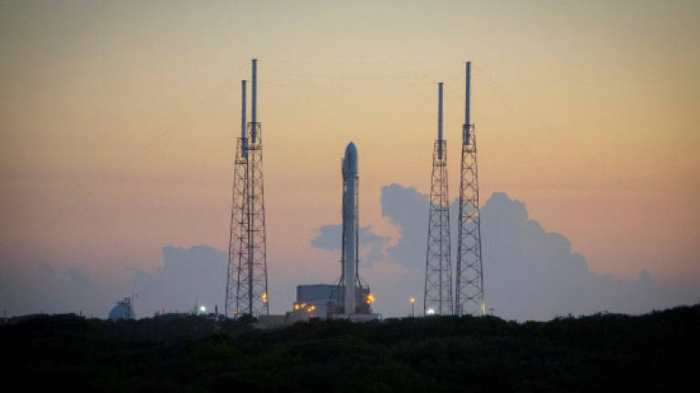 SpaceX to launch first cargo since 2015 accident