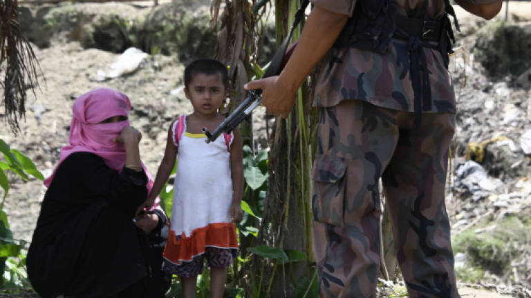 Bangladesh restricts movement of Rohingya refugees