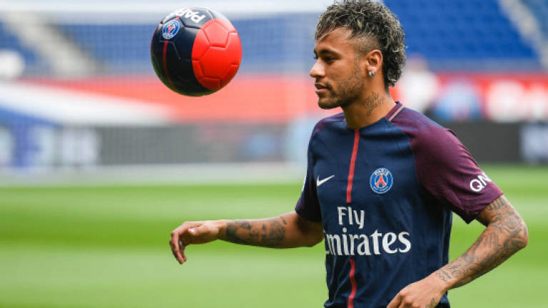 Neymar braced for PSG debut and French culture shock