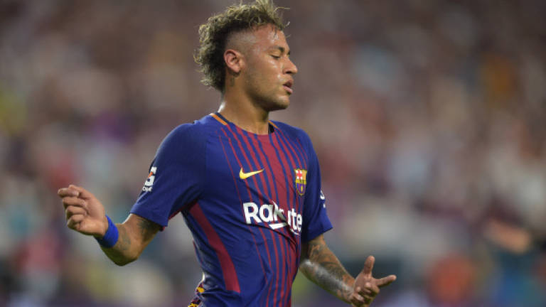Amid transfer drama Neymar 'doesn't know what to do': Pique