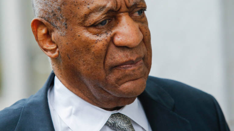 US judge declares mistrial in Cosby sex assault case