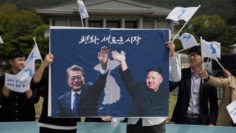 Kim and Moon to meet at military demarcation line before summit