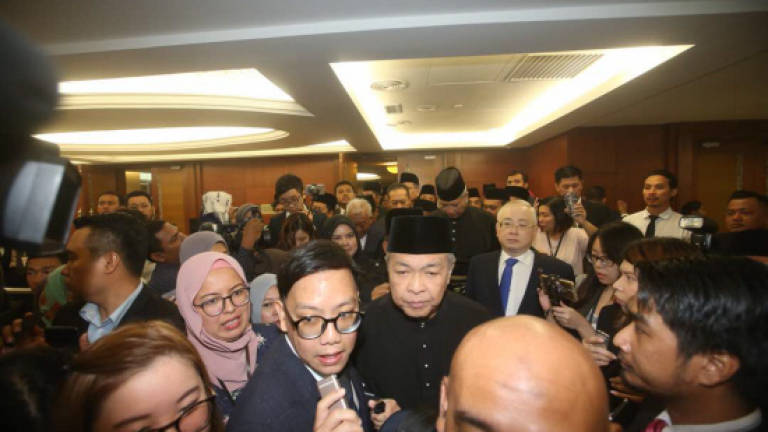 BN MPs meekly follow PAS in walkout, says Kit Siang