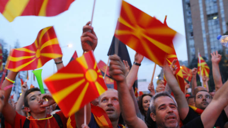 Thousands join rightwing protest against Macedonia name change
