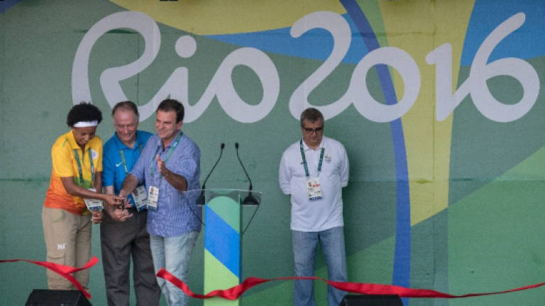 Rio scrambles to fix Olympic Village after Australia boycott