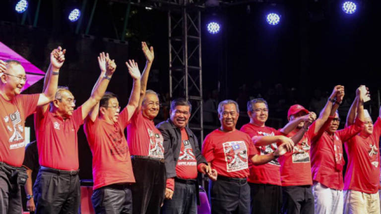 Anti-Kleptocracy rally draws 25k supporters to Padang Timur