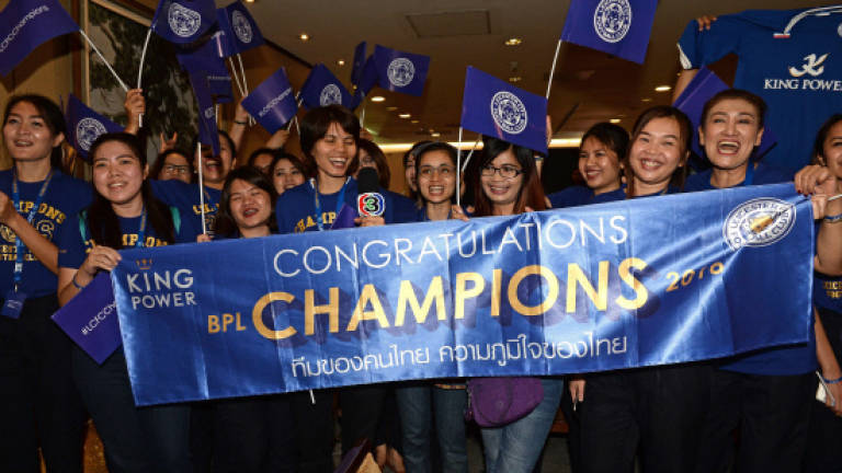 Garlands greet Leicester as triumphant Thai tour kicks off