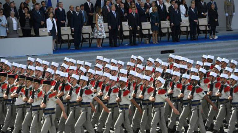 Trump eyes military parade to showcase US might