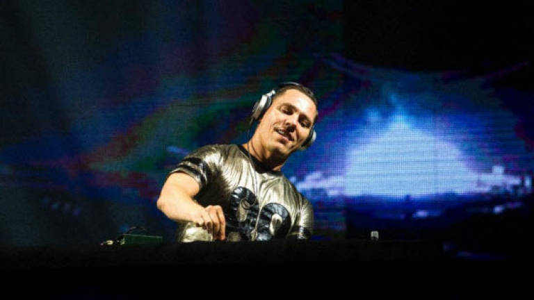 Tiesto among top DJs at US TomorrowWorld festival