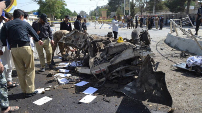 Bomb kills three policemen in SW Pakistan