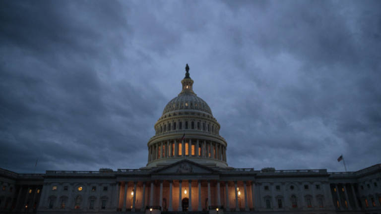 Lawmakers to vote on pulling US 'back from brink' on shutdown
