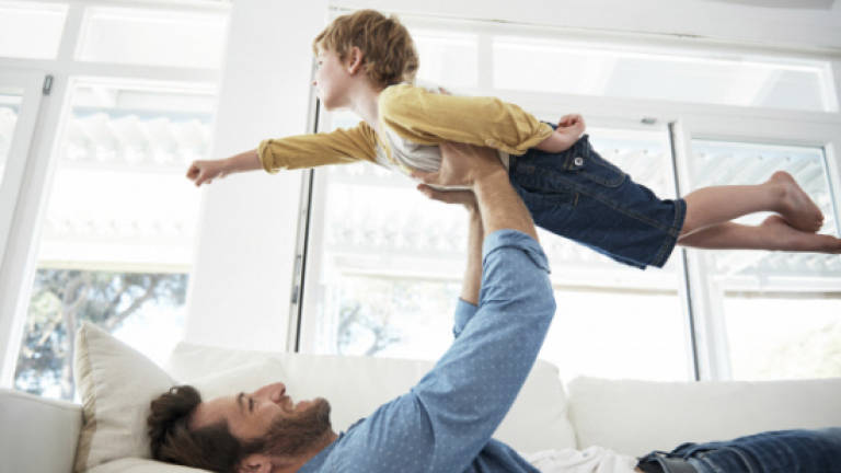 Could sons of older dads have an educational advantage?