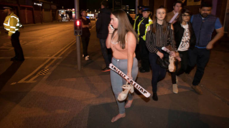 (Video) At least 22 killed in suicide attack at Ariana Grande concert in Britain