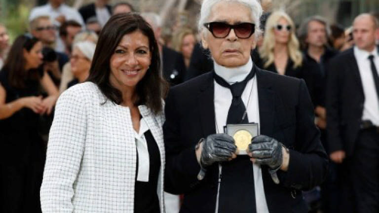 Fashion's 'kaiser' Karl Lagerfeld crowned king of Paris
