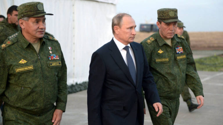 Putin wants air base in Belarus
