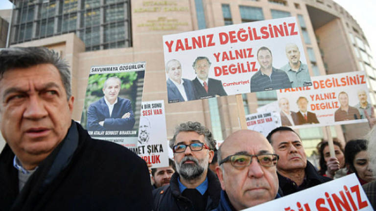 Trial of Turkey opposition newspaper staff resumes