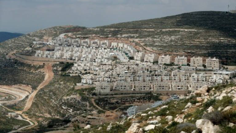 US keeps options open on Israeli settlements resolution