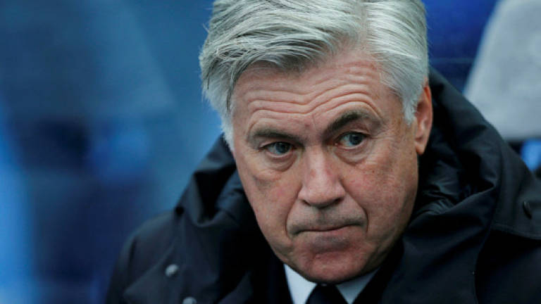 Ancelotti's delight as Bayern's rivals stumble