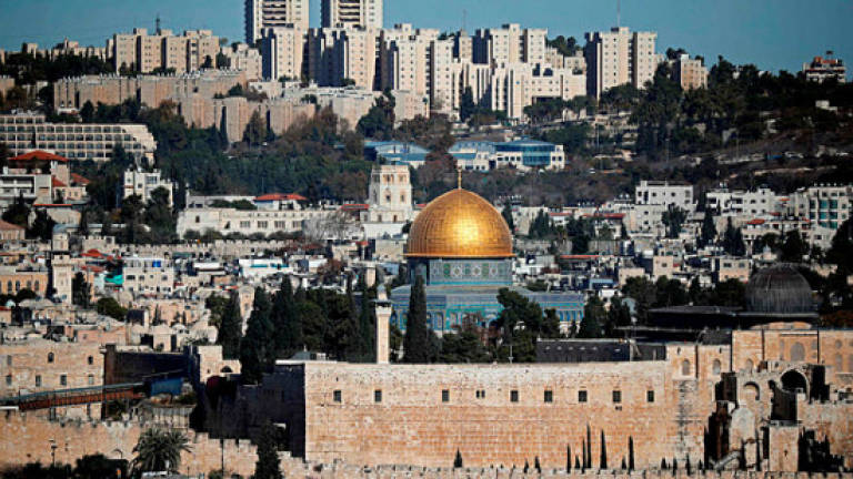 Trump calls Palestinian leader amid Jerusalem speculation: Source
