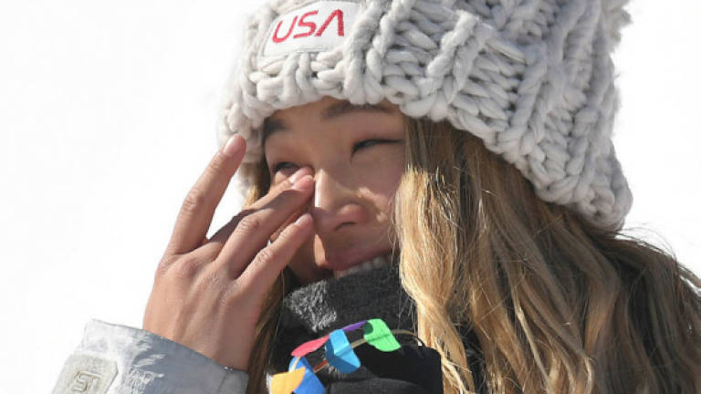 American teen Kim melts hearts with tearful snowboarding gold
