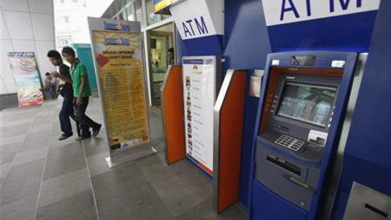 Three held in failed ATM robbery