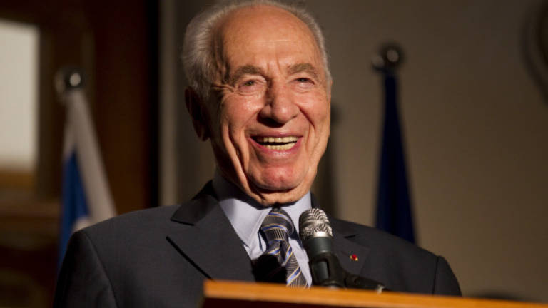 Israel's Peres sees 'real improvement' after major stroke