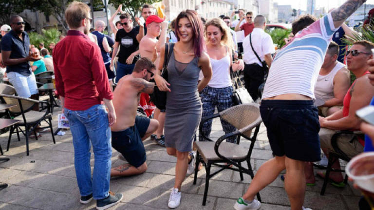 England Euro 2016 fans clash with police in Marseille