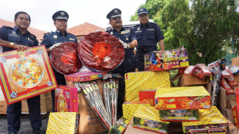 RM182,700 worth of firecrackers, fireworks seized in Kedah