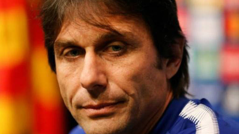 Functional Barcelona to play Conte's Chelsea at their own game