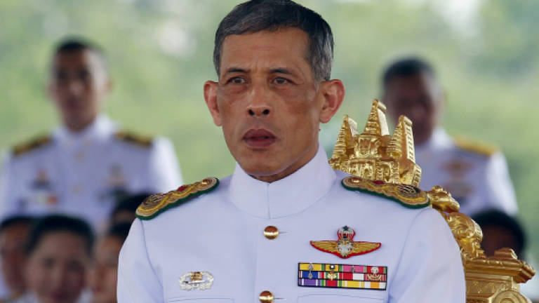 Thailand's parliament to invite prince to become new king