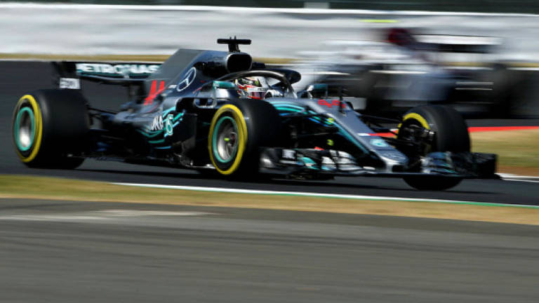 Hamilton leads Bottas as Mercedes top first practice